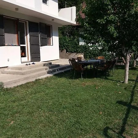 Kuca Lavanda * Dreznjak