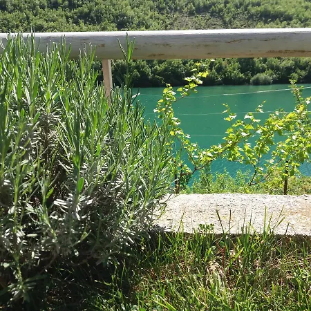 Kuca Lavanda Casa de Férias *